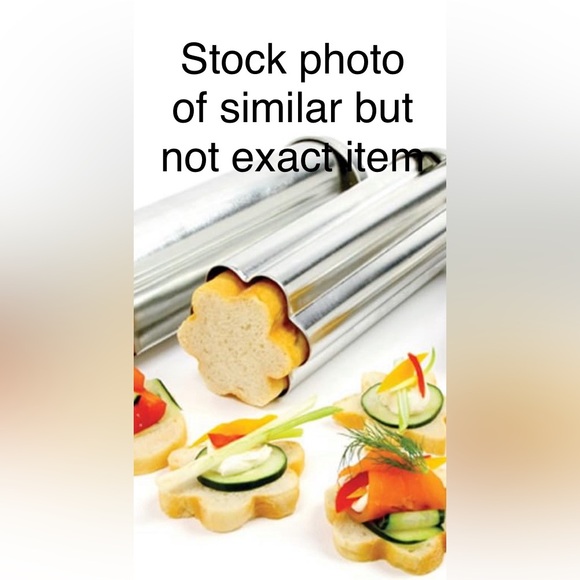 The Pampered Chef Scalloped Bread Tube 1565 NIP - Picture 4 of 7